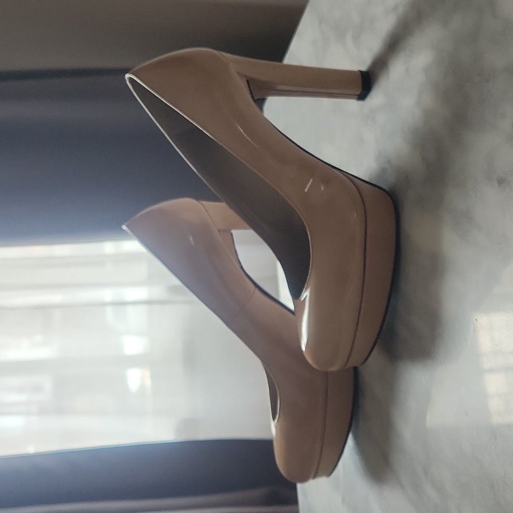 Stuart Weitzman Nude Shoes
